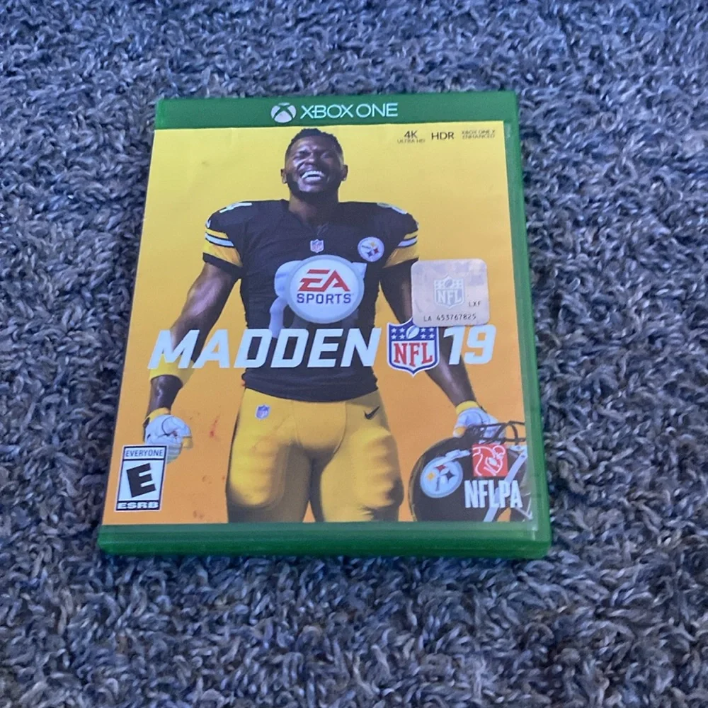 Xbox one and Xbox 360 CDs